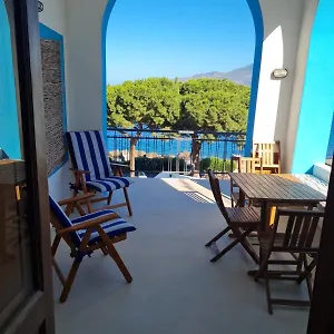 Casa Dell’arco Santa Marina Salina